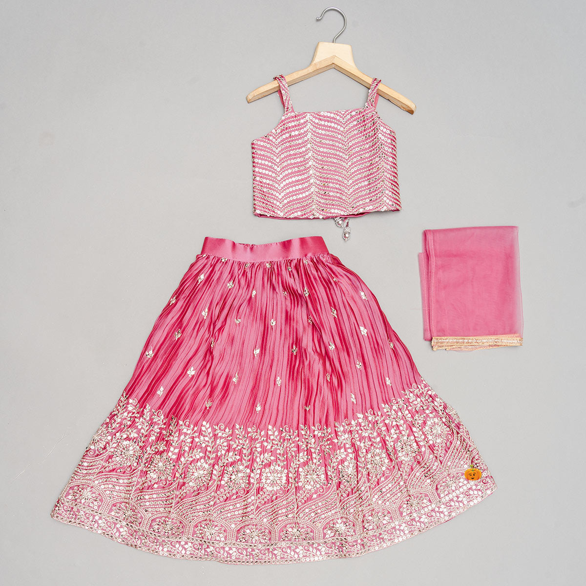Gorgeous Peach Heavy Embroidery Worked Designer Lehenga Choli For Girls –  Kaleendi