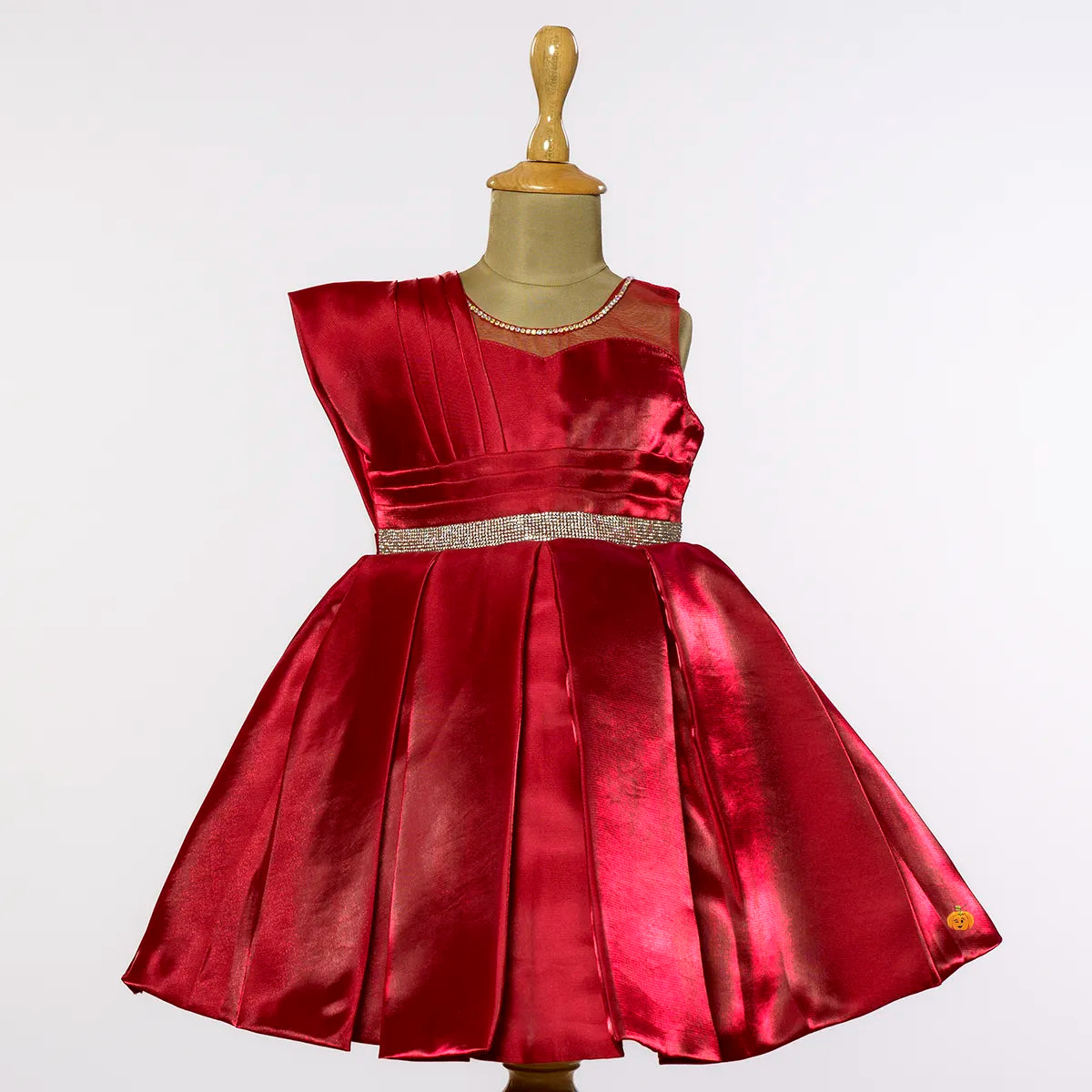 Party Wear Short Sleeves Velvet Frock For Girls Age Group 7 Years Above at  Best Price in New Delhi  Bella Moda