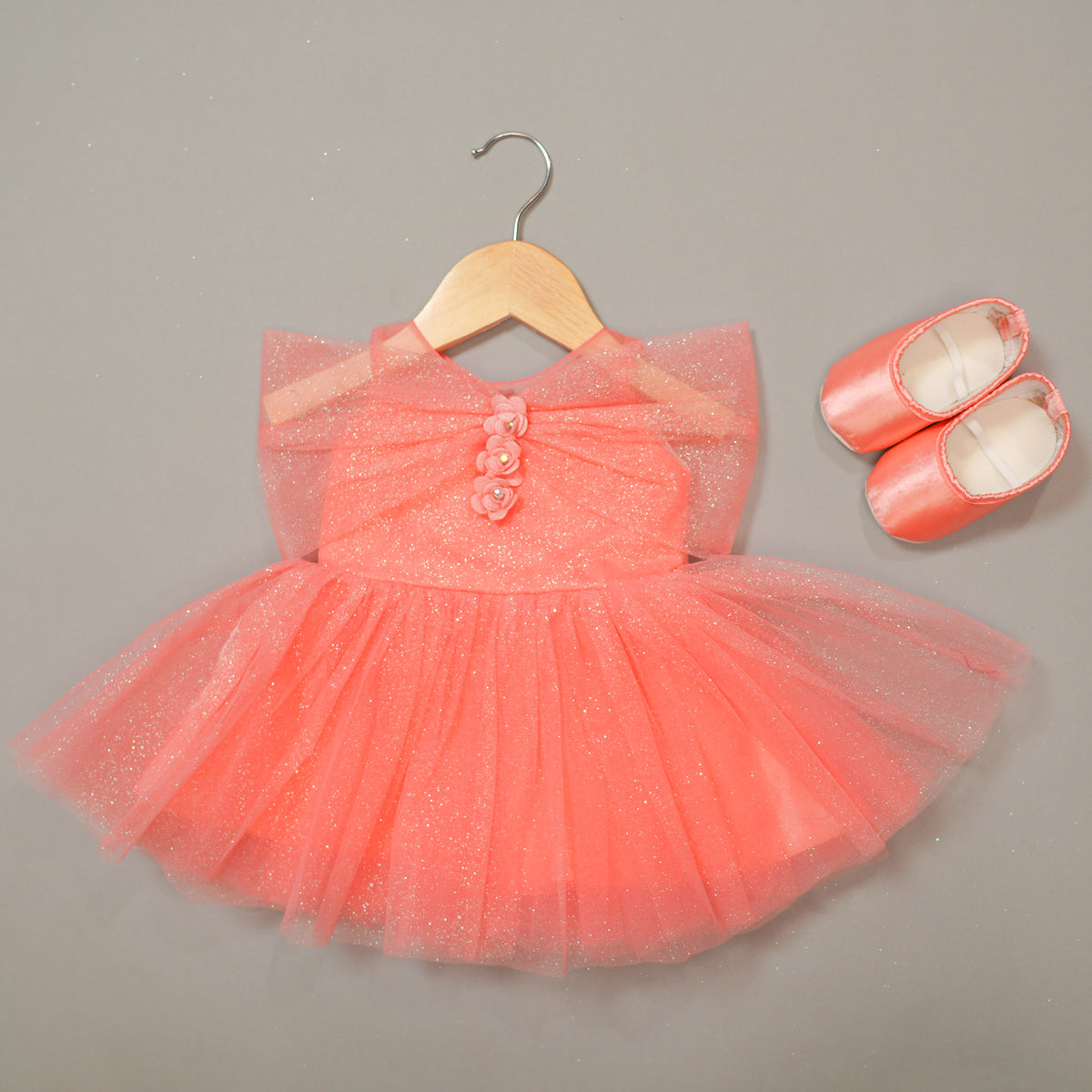 Newborn baby girl store party wear dress