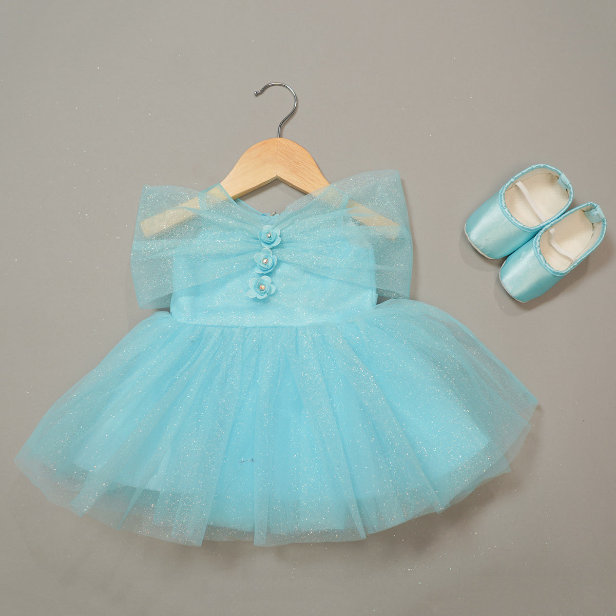 Best Party Wear Dresses For Kids: Make Them Look Cute And Stylish |  HerZindagi